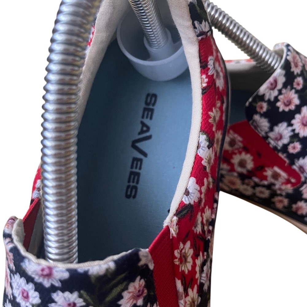 SeaVees Women's Hawthorne Slip On Sneakers Daisy Patchwork Floral Black Red Sz8 - Picture 8 of 8